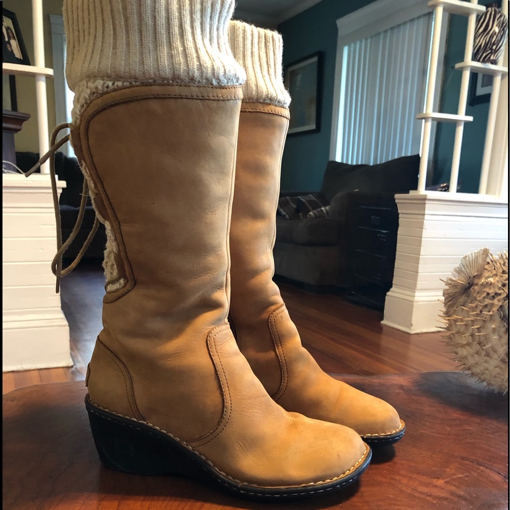 SOLD-UGG Sylair Chestnut Leather wedge Boots - Picture 3 of 8